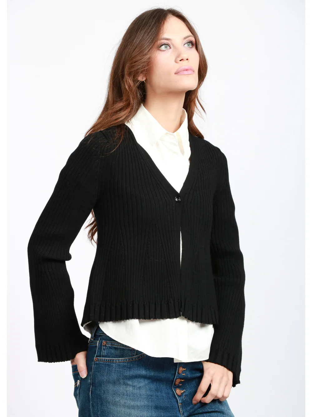 Cardigan Jade a Costine Nero con Scollo a V - immagine 4