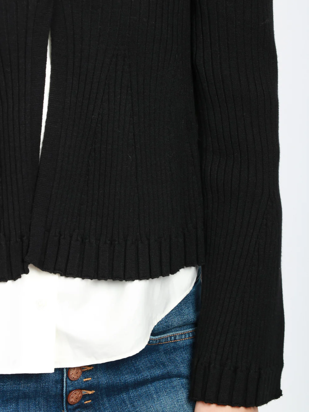 Cardigan Jade a Costine Nero con Scollo a V - immagine 7